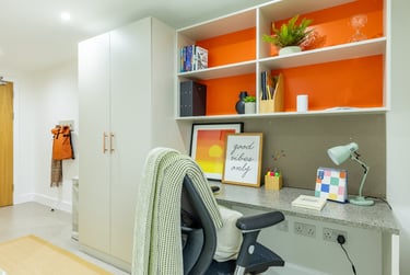 Premium En Suite - Image 3